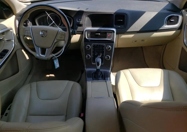 Volvo S60 cena 34900 przebieg: 136764, rok produkcji 2015 z Karlino małe 67
